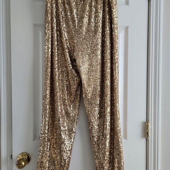 Victoria's Secret Gold Sequin Jogger Lounge/Pajama - Picture 4 of 7